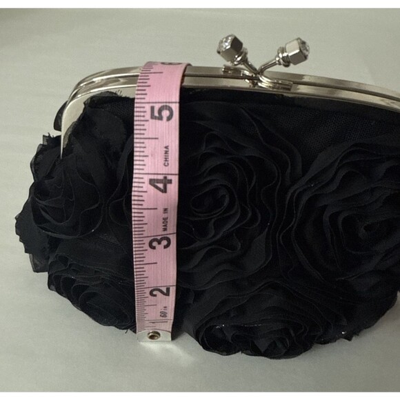 Black Floral Mini Evening Bag Kiss Lock - Picture 12 of 13